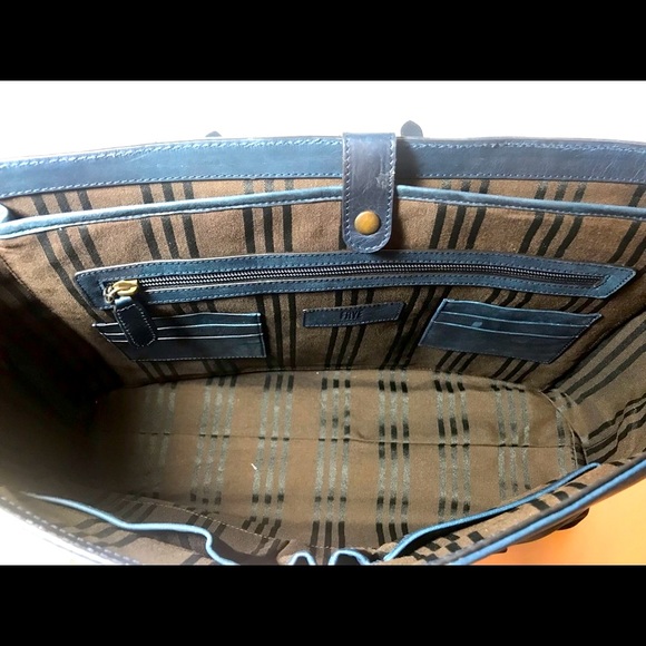 BNWT FRYE Unisex/Men’s Logan Messenger Bag NOT FLOOR MODEL TOP QUALITY - Picture 8 of 16